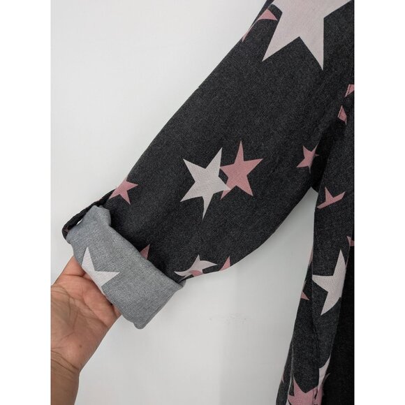 Torrid Button Up Shirt Women Size 3X Stars Wash Roll Tabs Relaxed Fit Whimsical - Picture 6 of 10